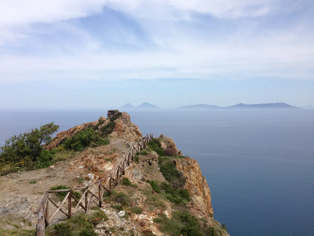 Checklist: Planning a Car-Free Island Break in the UK
