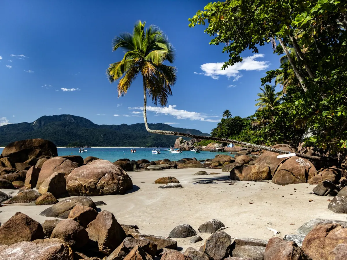 How to Plan Your First Island Holiday: A Beginner's Guide to Budget, Climate and Travel Time